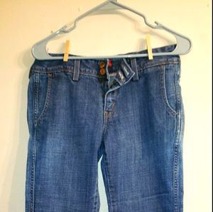 Women's Levi's jeans